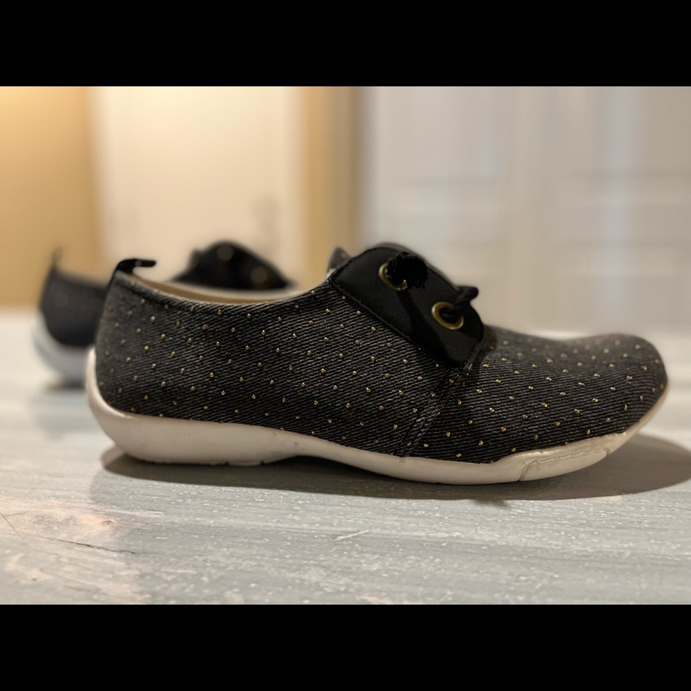 Ros Hommerson Calypso Sneakers size 9.5 Wide
